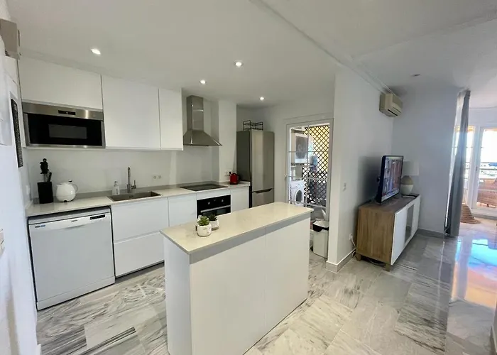 דירה Walking Distance To Puerto Banus Sea View
