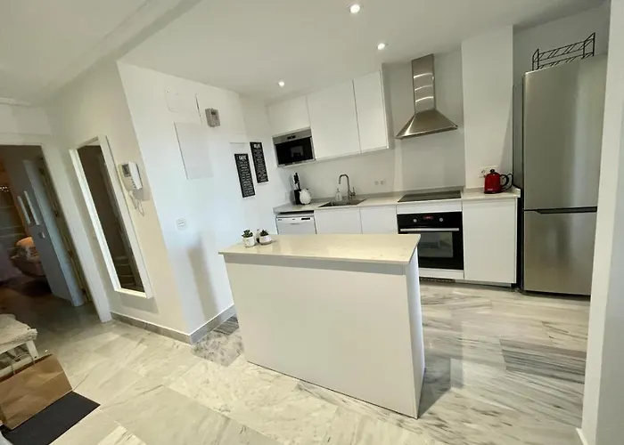 Appartement Walking Distance To Puerto Banus Sea View